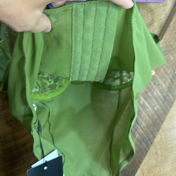 NWT Pretty Little Thing Green Khaki Lace Mesh Mix Tie Strap Corset Size 8 - Picture 4 of 8